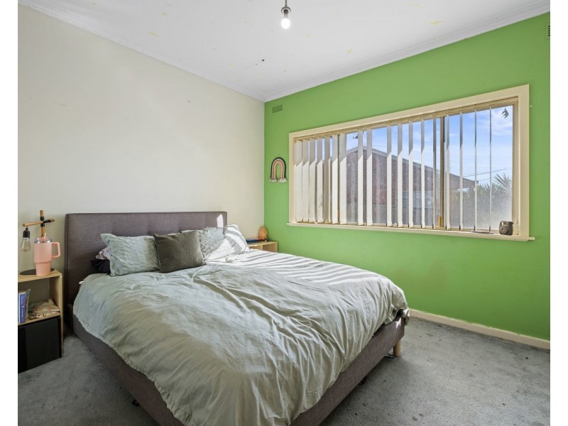 1 Tariff Street, Eaglehawk VIC 3556