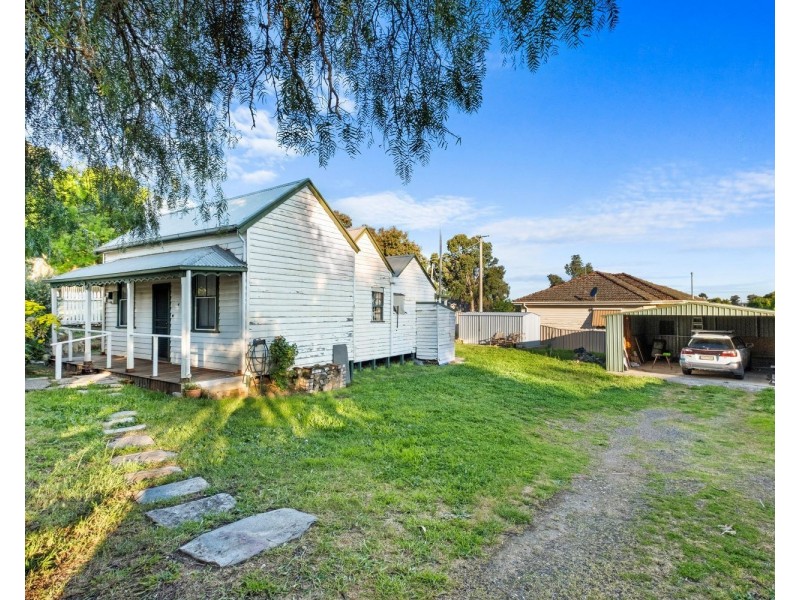 4 Roeder Street, Ironbark VIC 3550