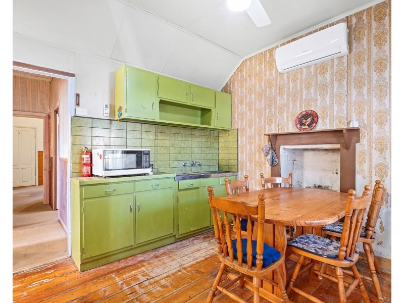 4 Roeder Street, Ironbark VIC 3550