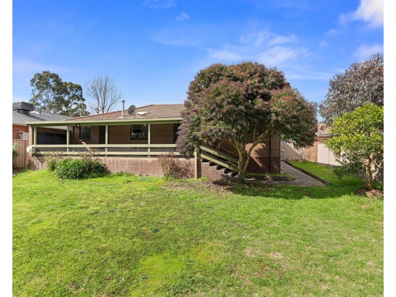 23 Cheriton Drive, Strathdale VIC 3550