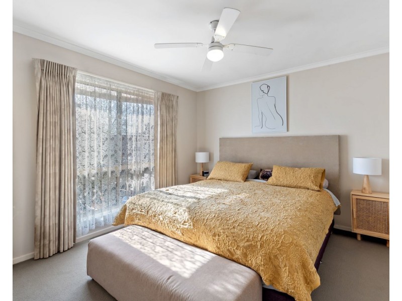 8 Fry Lane, Eaglehawk VIC 3556