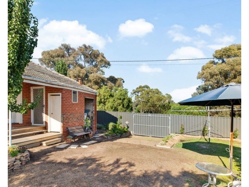 60 Horace Street, Quarry Hill VIC 3550