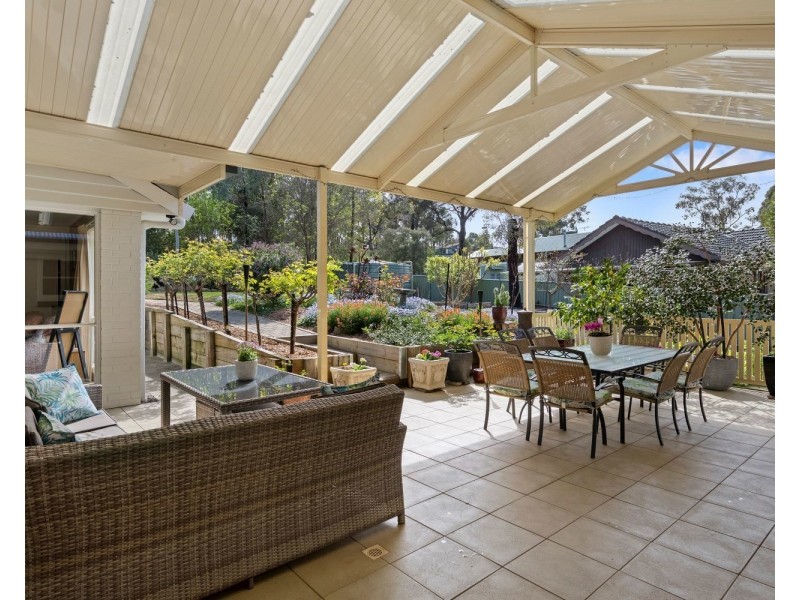 74 Lawson Street, Spring Gully VIC 3550