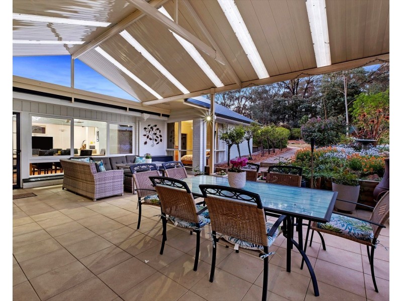 74 Lawson Street, Spring Gully VIC 3550