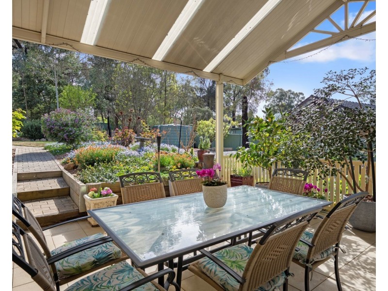 74 Lawson Street, Spring Gully VIC 3550