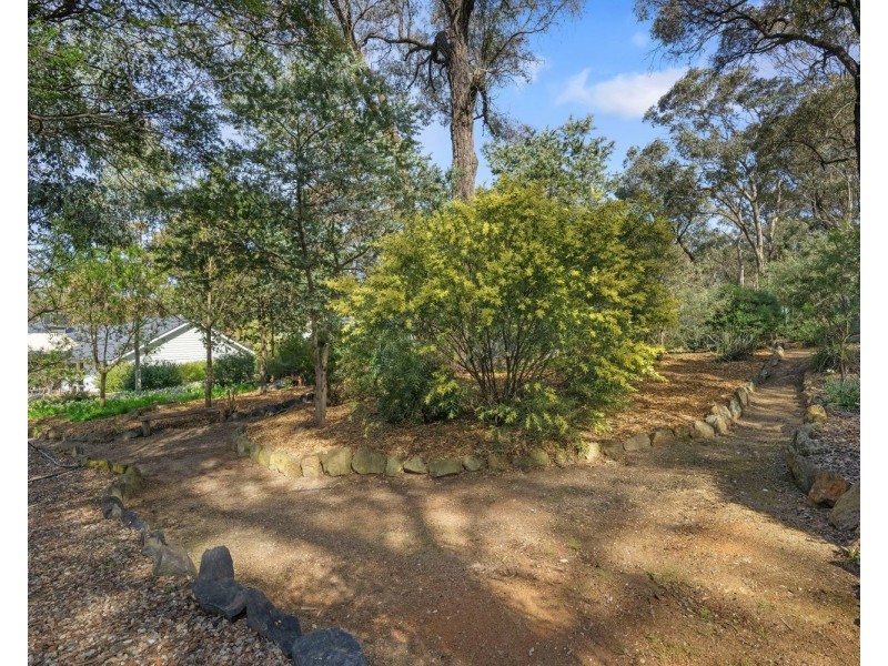 74 Lawson Street, Spring Gully VIC 3550