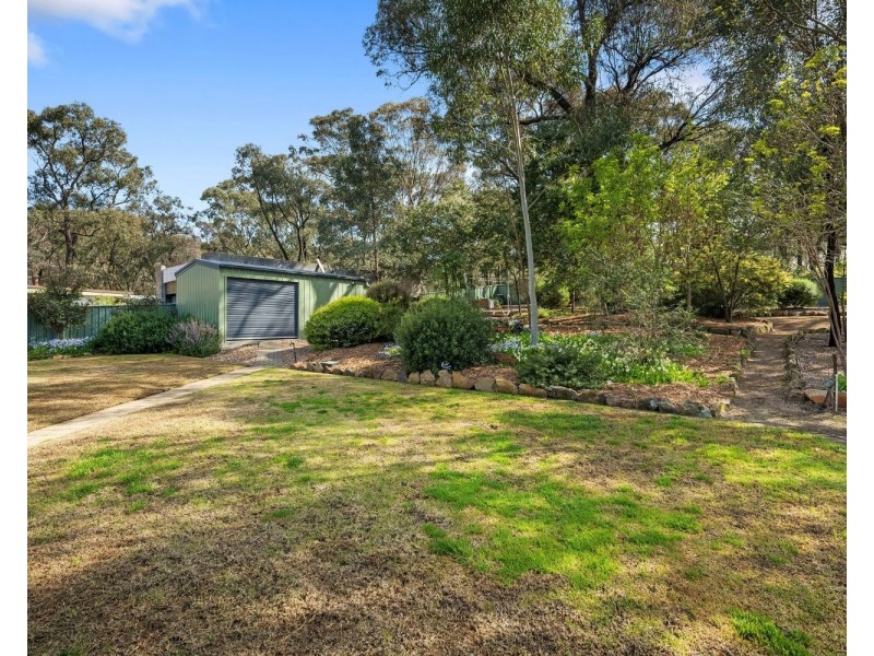 74 Lawson Street, Spring Gully VIC 3550