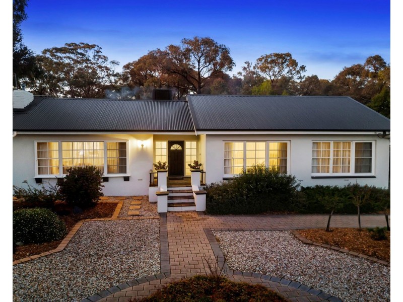 74 Lawson Street, Spring Gully VIC 3550