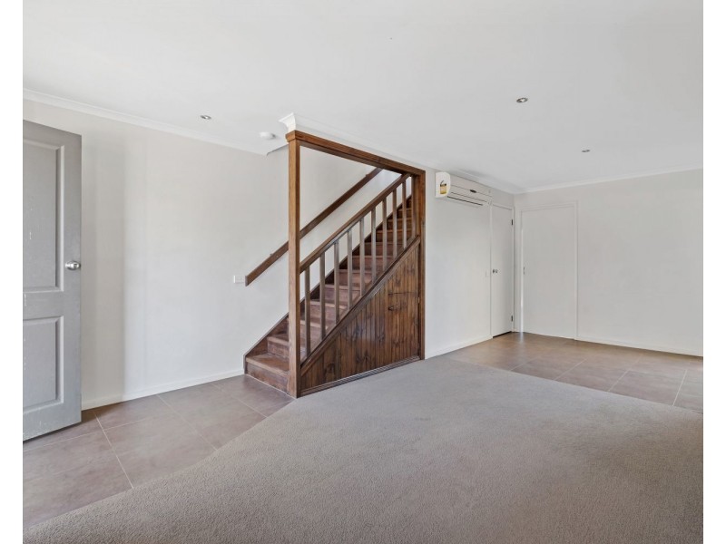4/6-7 Caleb Close, Golden Square VIC 3555