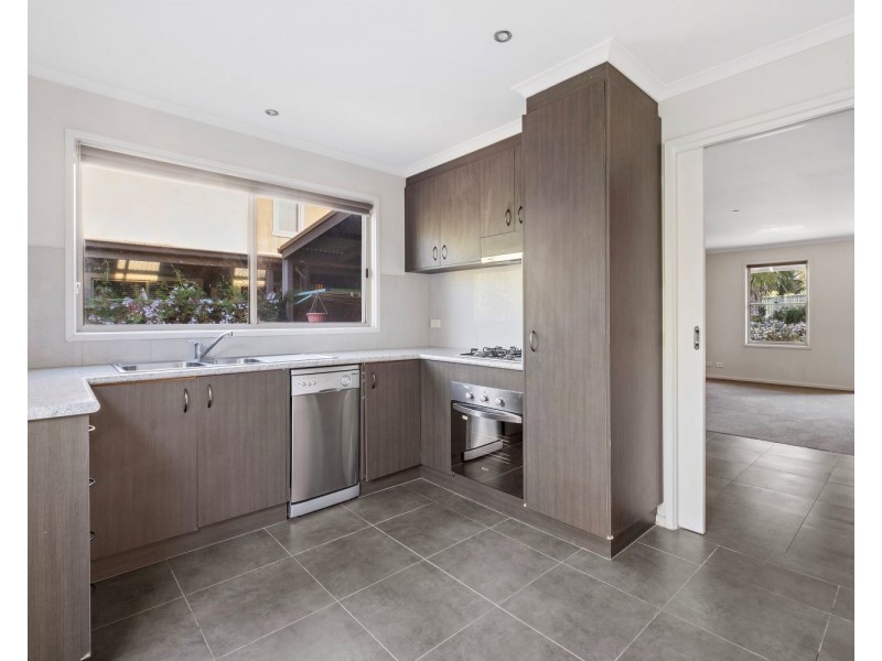 4/6-7 Caleb Close, Golden Square VIC 3555