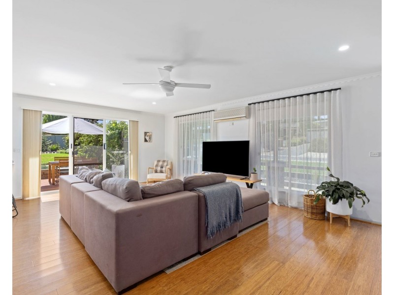Unit 2/12 Sunset Boulevard, Spring Gully VIC 3550