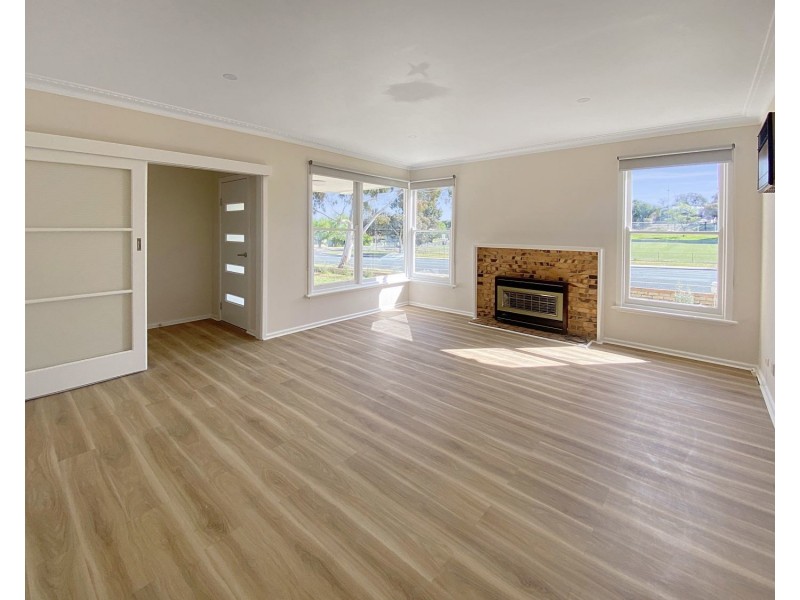 42 Keck Street, Flora Hill VIC 3550