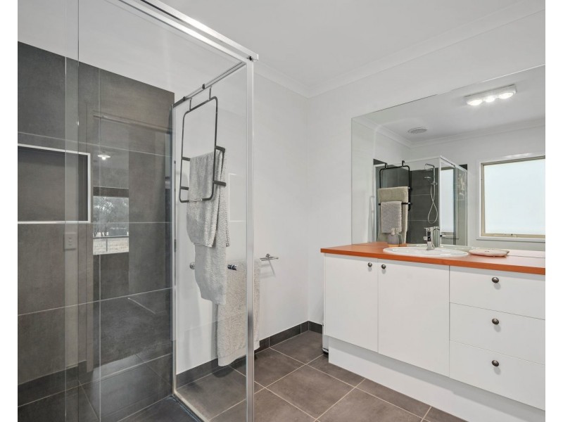 56a Rohs Road, East Bendigo VIC 3550