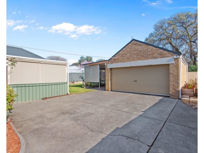 164 Mackenzie Street West Street, Golden Square VIC 3555