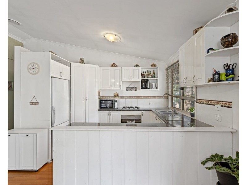 15  Daffodil Lane, Ravenswood VIC 3453