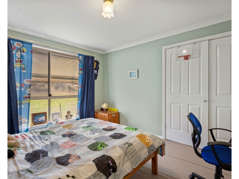 15  Daffodil Lane, Ravenswood VIC 3453