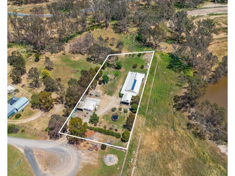 15  Daffodil Lane, Ravenswood VIC 3453