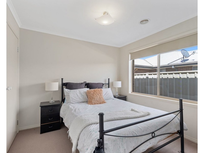 26 Cooba Drive, Epsom VIC 3551