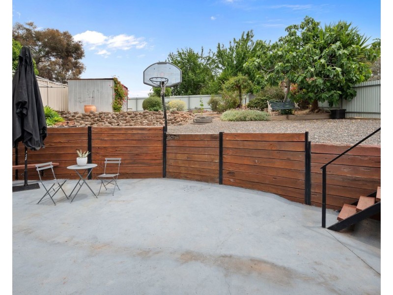 23 Grant Street, Long Gully VIC 3550