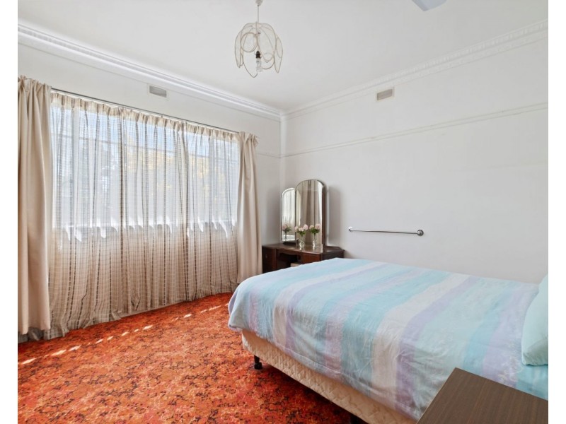 14 Towers Street, Flora Hill VIC 3550