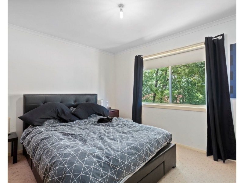 16 Towers Street, Flora Hill VIC 3550