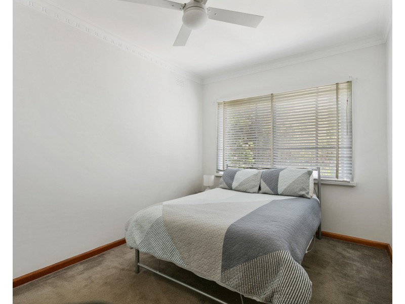 15 Cahill Street, White Hills VIC 3550