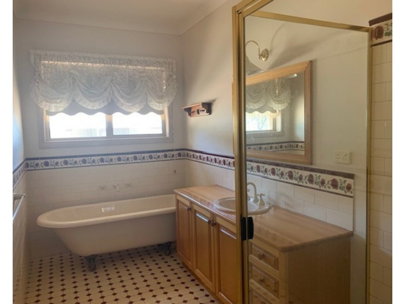 57 Walmer Street, Strathfieldsaye VIC 3551