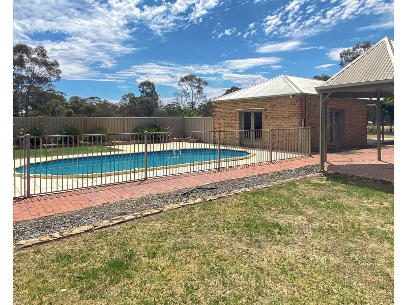 57 Walmer Street, Strathfieldsaye VIC 3551