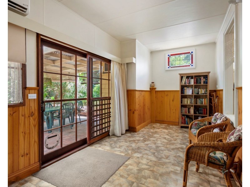 205  Eaglehawk Road, Long Gully VIC 3550