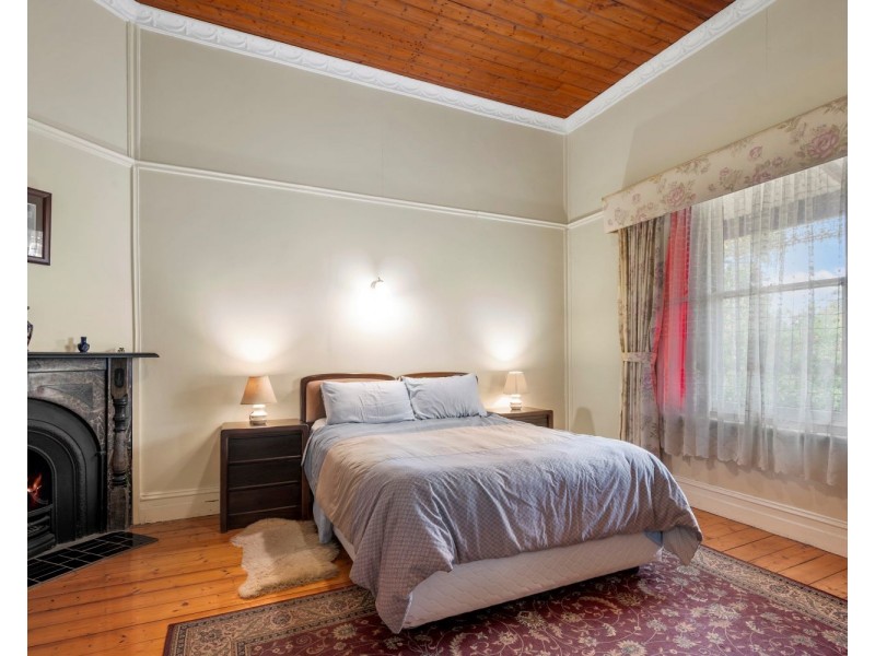 205  Eaglehawk Road, Long Gully VIC 3550