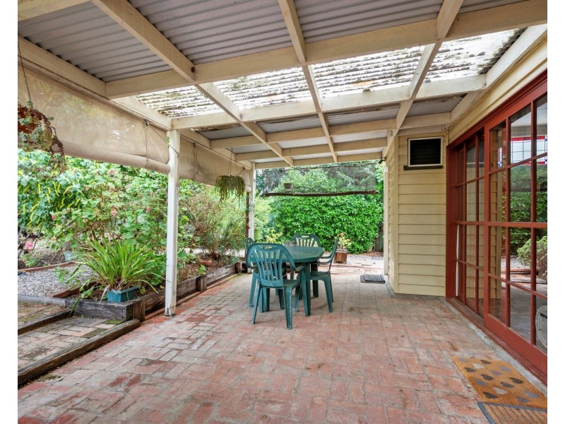 205  Eaglehawk Road, Long Gully VIC 3550