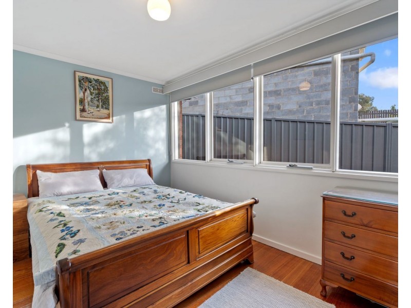 6 McIvor Court, Kennington VIC 3550