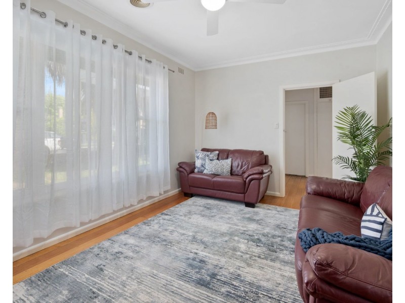 6 Benghasi Avenue, Golden Square VIC 3555