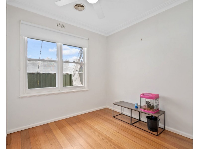 6 Benghasi Avenue, Golden Square VIC 3555