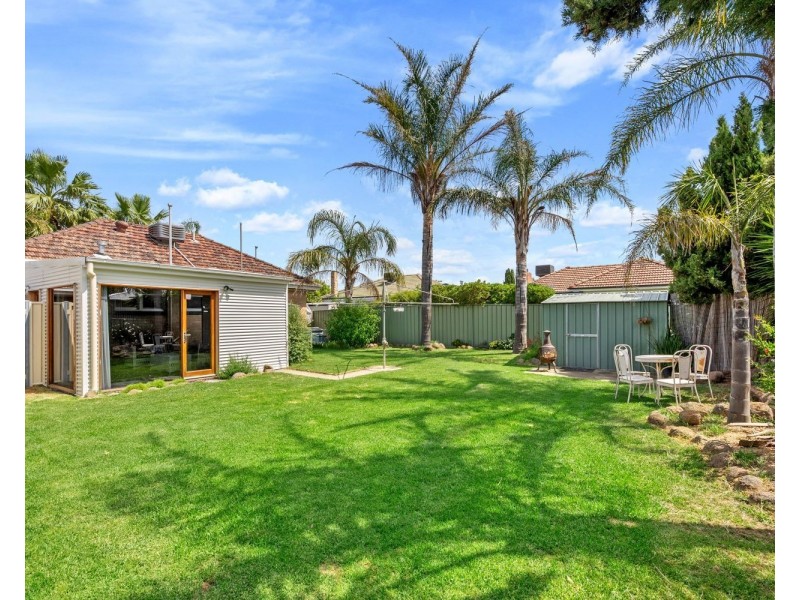 6 Benghasi Avenue, Golden Square VIC 3555