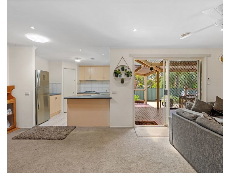 235 Aspinall Street, Kangaroo Flat VIC 3555