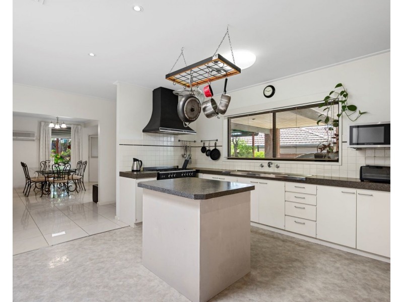 45 Holmes Road, North Bendigo VIC 3550