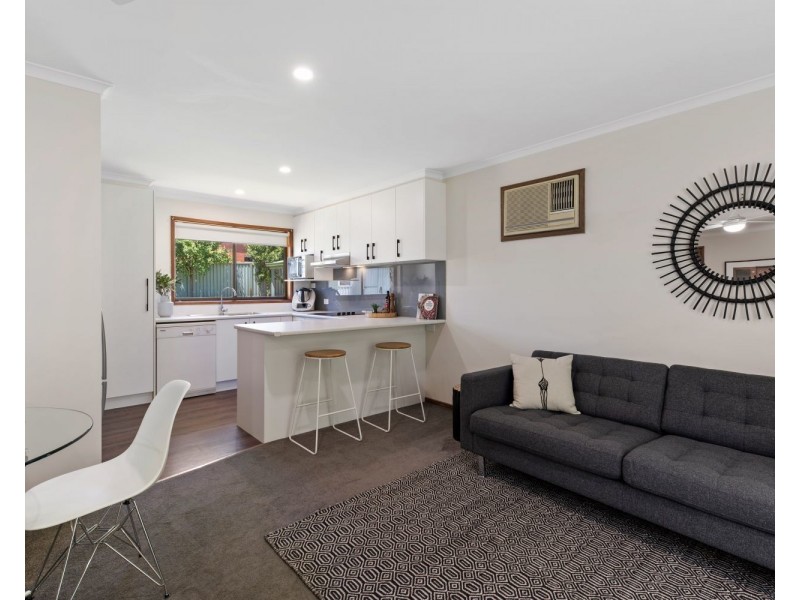23 Woodbury Street, Strathdale VIC 3550