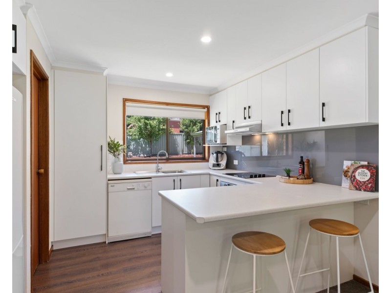 23 Woodbury Street, Strathdale VIC 3550