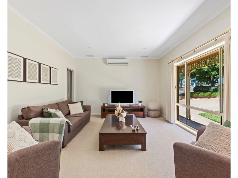 99 Morrison Street, Kangaroo Flat VIC 3555
