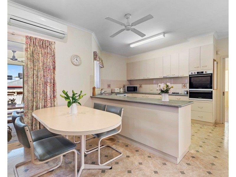 99 Morrison Street, Kangaroo Flat VIC 3555