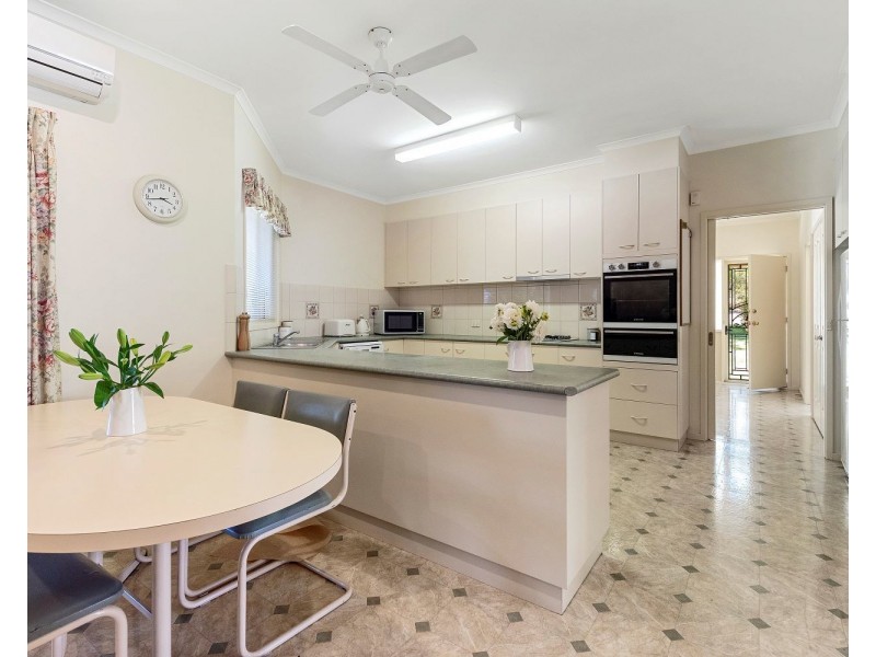 99 Morrison Street, Kangaroo Flat VIC 3555