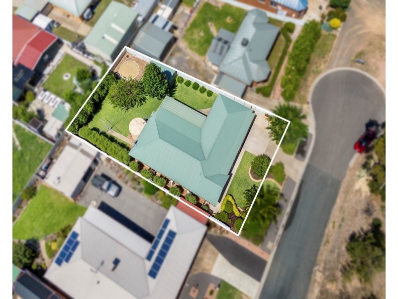 99 Morrison Street, Kangaroo Flat VIC 3555