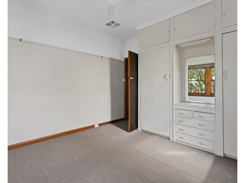 7 Royal Avenue, Kennington VIC 3550