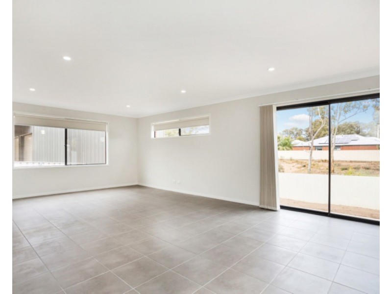 6a Jobs Gully Road, California Gully VIC 3556