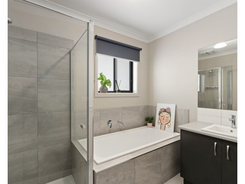 13 Wattle Court, Epsom VIC 3551