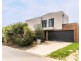 1 Lorne Terrace, Flora Hill VIC 3550