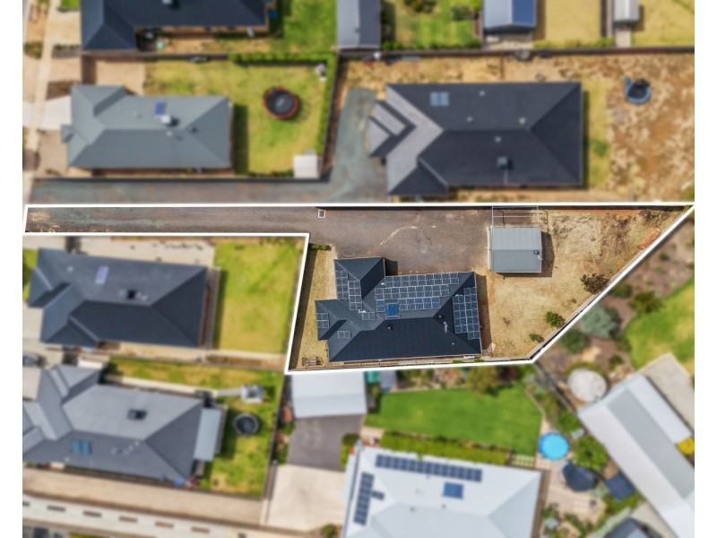 10 Limousin Court, Ascot VIC 3551