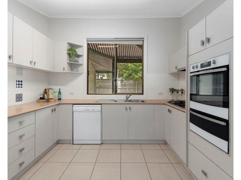 38 Honeysuckle Street, Bendigo VIC 3550
