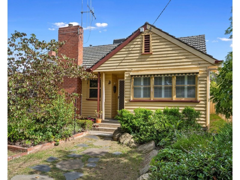 2 Carter Street, Flora Hill VIC 3550